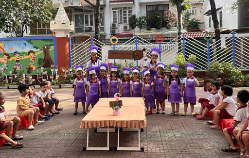 Hoạt động trải nghiệm Bé làm bánh Pizza năm 2023