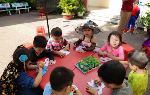 Lễ hội Halloween của các bé trường MN Ngô Thời Nhiệm sáng nay